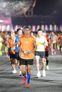 BIB: 2216, 45679
                            <button type="button" onclick="openModal(19604913)" class="btn btn-primary btn-sm float-right btn-popup" data-toggle="modal" data-target=".modal-high-quality">
                        <i class="fas fa-shopping-cart"></i> Add to Cart
                    </button>
                                            <button type="button" onclick="isThisMe(19604913, true)" class="btn btn-success btn-sm float-right btn-popup btn-isme hidden" data-toggle="tooltip" data-placement="bottom" title="นี่คือรูปของคุณใช่ไหม คลิกที่นี่เพื่อเอาเข้าอัลบั้ม">
                        <i class="fas fa-plus"></i> Add to album
                    </button>
                    <button type="button" onclick="isThisMe(19604913, false)" class="btn btn-warning btn-sm float-right btn-popup btn-isnotme hidden">
                        <i class="fas fa-ban"></i> Remove from album
                    </button>